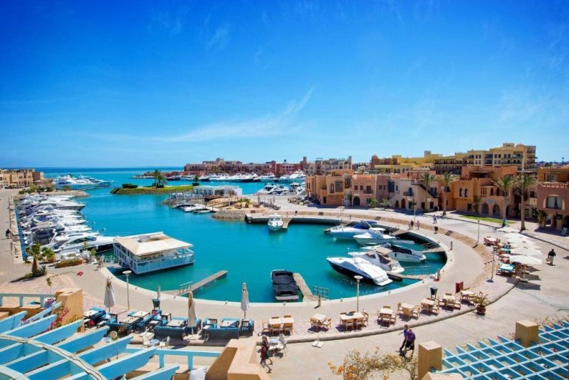 El Gouna utazás utazás Captain S Inn