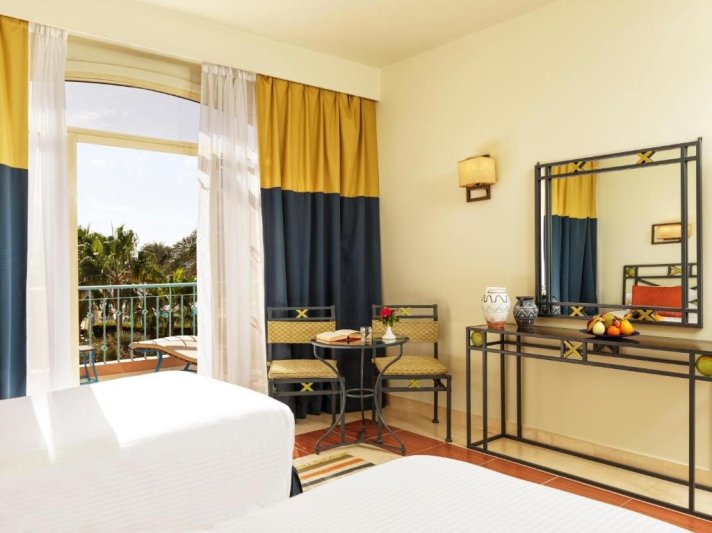 El Gouna utazás Club Paradisio El Gouna