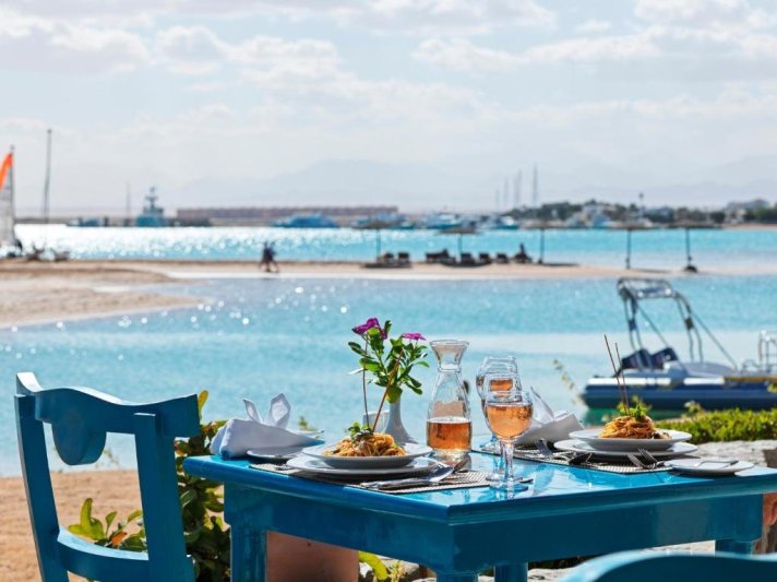 El Gouna utazás Club Paradisio El Gouna
