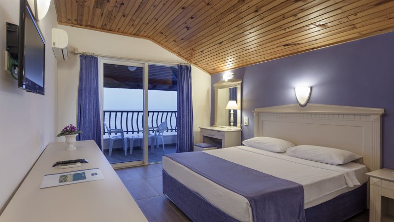 Alanya utazás Club Turtas Beach Hotel