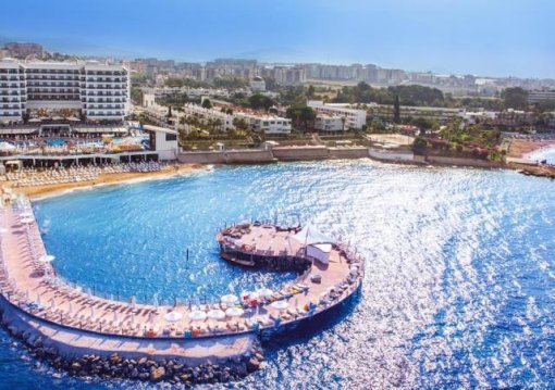 Alanya utazás Azura Deluxe Resort & Spa 5*