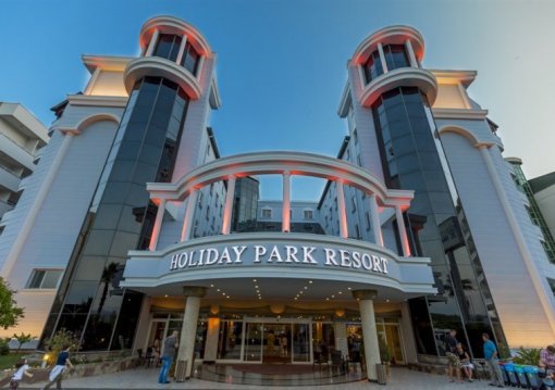 Alanya utazás Holiday Park Resort