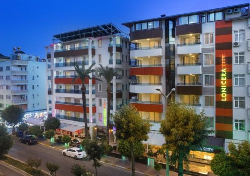 Alanya utazás Lonicera City Kleopatra 3*
