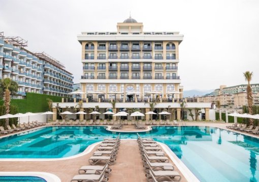 Alanya utazás Serenity Queen Hotel 5*