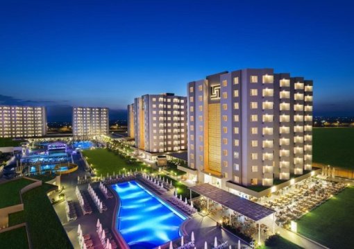 Antalya utazás Grand Park Lara 4*