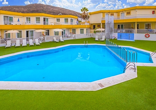 Tenerife Los Cristianos utazás Checkin Bungalows Atlantida 3*