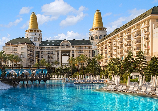 Antalya utazás Delphin Diva 5*