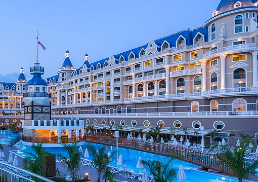 Alanya utazás Haydarpasha Palace 5*