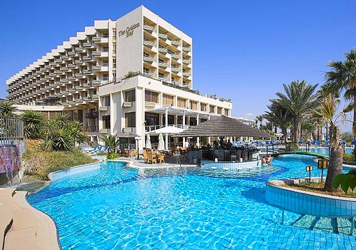 Dél-Ciprus Larnaca utazás Hotel Golden Bay 5*