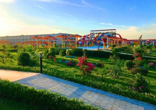 Hurghada utazás Hawaii Paradise Aqua Park Resort 4*