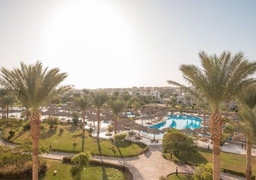 Hurghada utazás Long Beach Resort Hurghada 4*