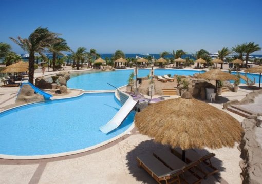 Hurghada utazás Lotus Bay Beach Resort 4*