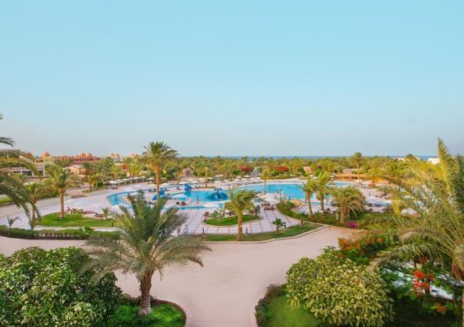 Hurghada utazás Pharaoh Azur Resort 4*