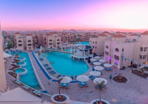 Hurghada utazás Pickalbatros Aqua Blu Resort 4*
