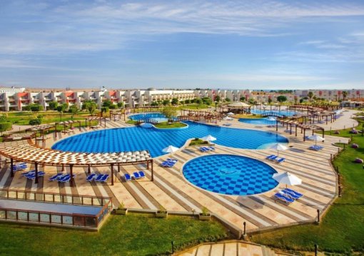 Hurghada utazás Posh Club By Sunrise Crystal Bay Resort 5*