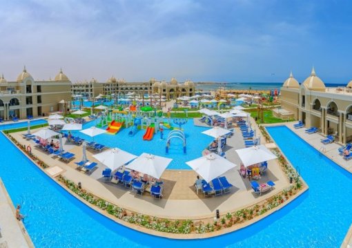 Hurghada utazás Titanic Royal