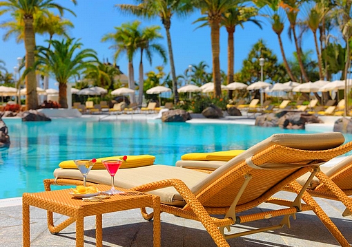 Tenerife Costa Adeje utazás Jardines De Nivaria 5*