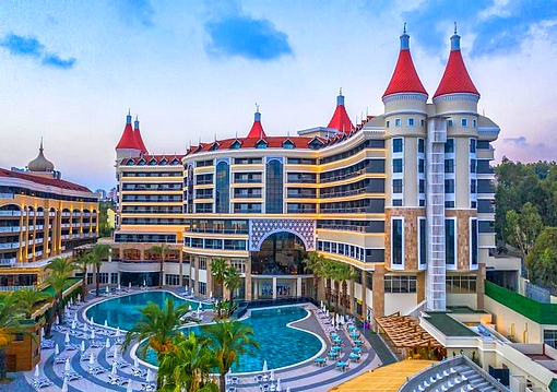 Alanya utazás Kirman Leodikya Resort 5*