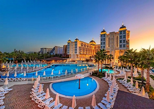 Alanya utazás Kirman Sidera Luxury and Spa 5*