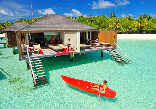 Maldív-szigetek utazás Villa Nautica Paradise Island 4*