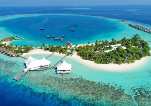 Maldív-szigetek utazás Safari Island Maldives 4*