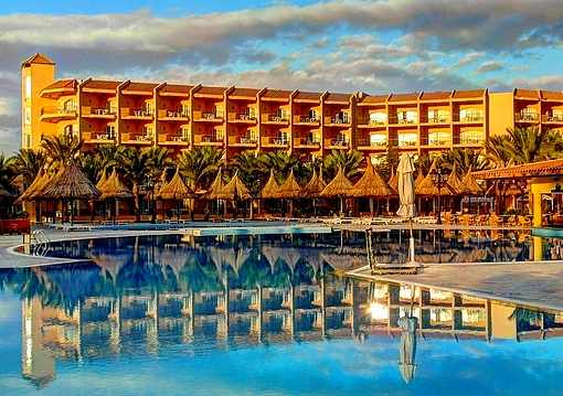 Hurghada utazás Siva Grand Beach 4*